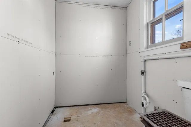 $145,000 | 416 North Horsman Street, Rockford, IL 61101