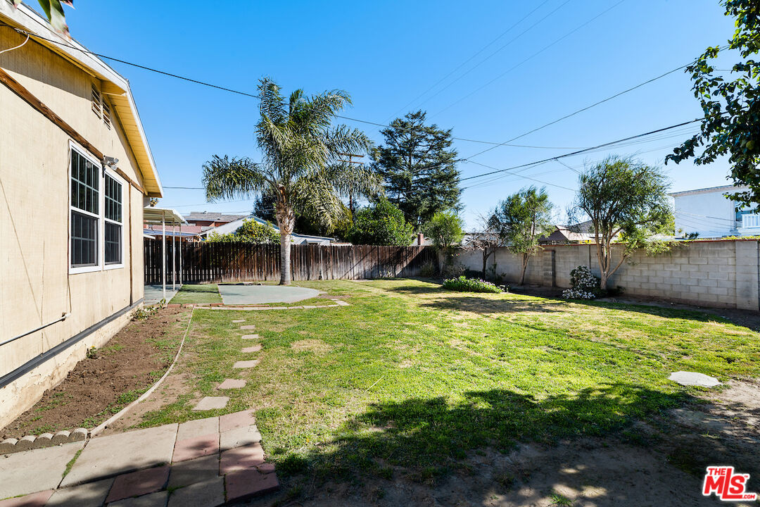 512 Lazard Street San Fernando, CA 91340 - Photo 19 of 19