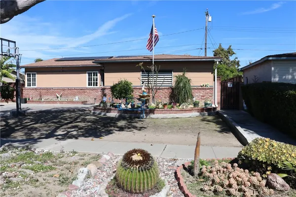 $965,000 | 1467 West Roberta Avenue, Fullerton, CA 92833