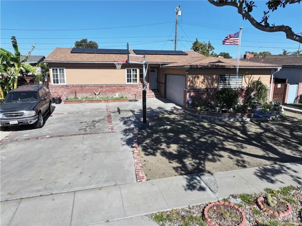 $965,000 | 1467 West Roberta Avenue, Fullerton, CA 92833