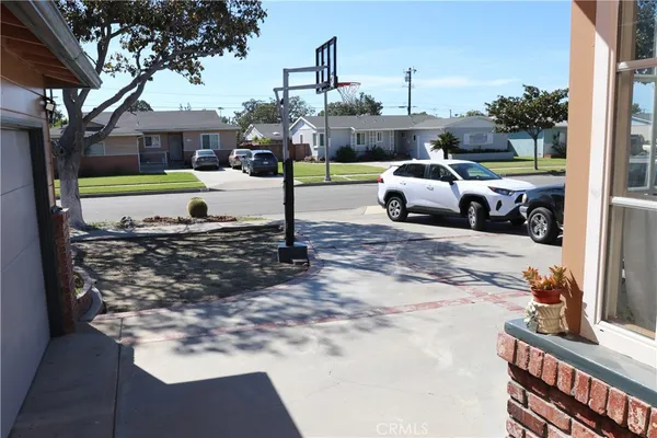 $965,000 | 1467 West Roberta Avenue, Fullerton, CA 92833