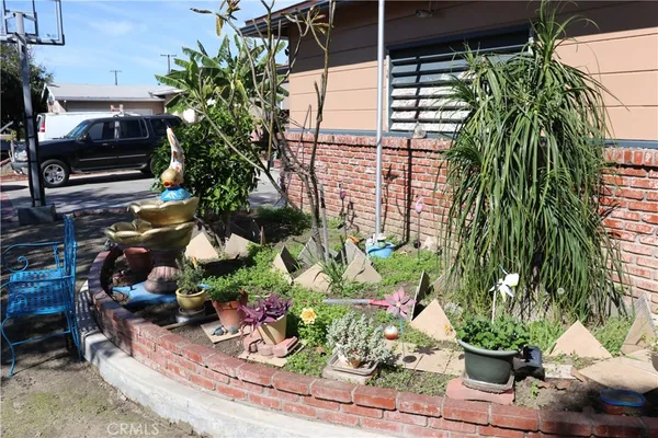 $965,000 | 1467 West Roberta Avenue, Fullerton, CA 92833