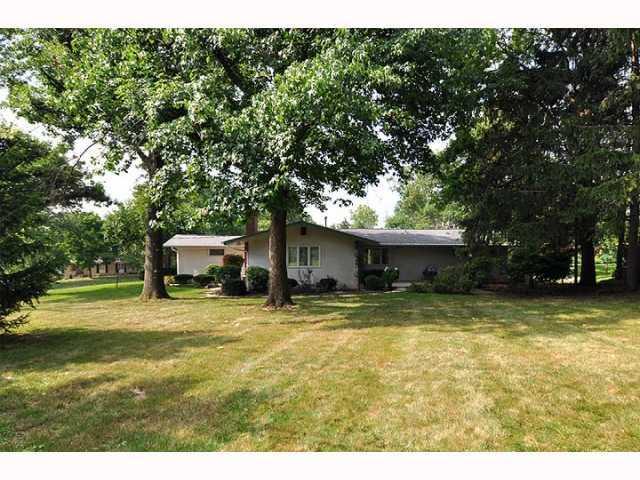6049 Whitman Road Columbus, OH 43213 - Photo 8 of 17 Gallery Image 8
