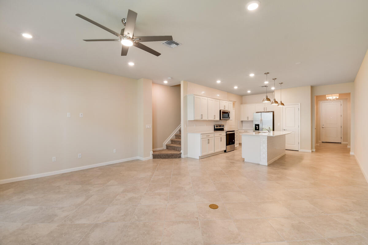 1841 Southeast Roxy Way Southeast Stuart, FL 34996 - Photo 14 of 32 Great Room (Living/Dining Areas)