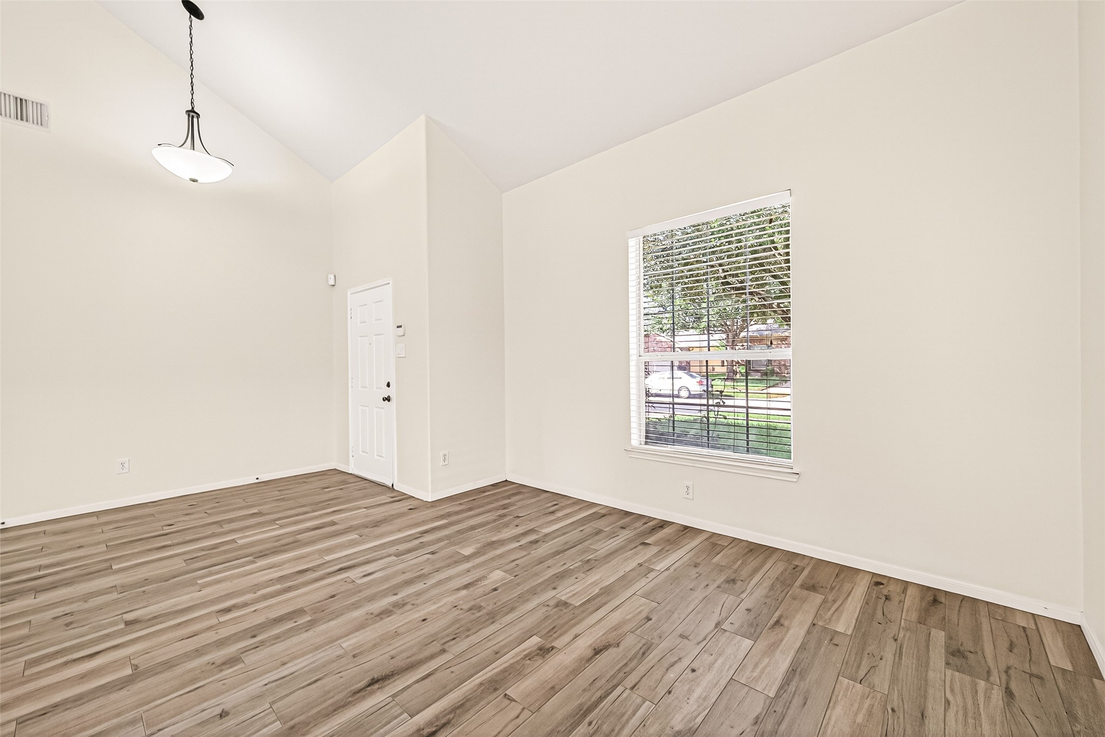 25135 Florina Ranch Drive Katy, TX 77494 - Photo 7 of 48