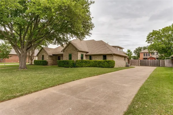 $495,000 | 1913 Quail Run Drive, Corinth, TX 76208