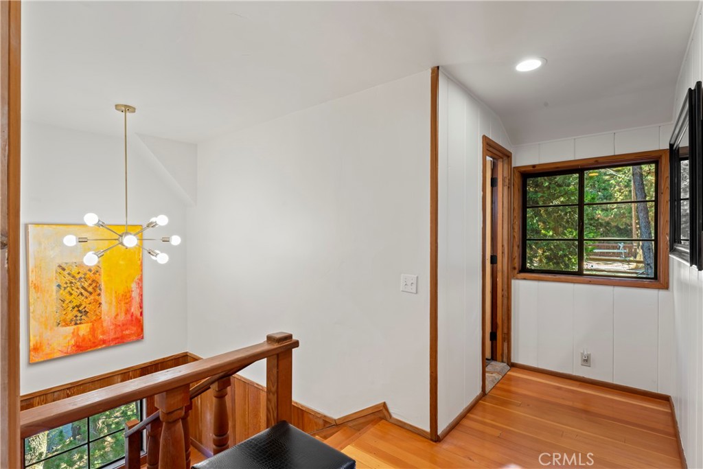 309 Castle Gate Road Lake Arrowhead, CA 92352 - Photo 21 of 58 Gallery Image 21