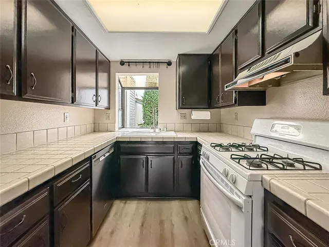 $505,000 | 6542 Stoney View Lane, Unit 2, Simi Valley, CA 93063