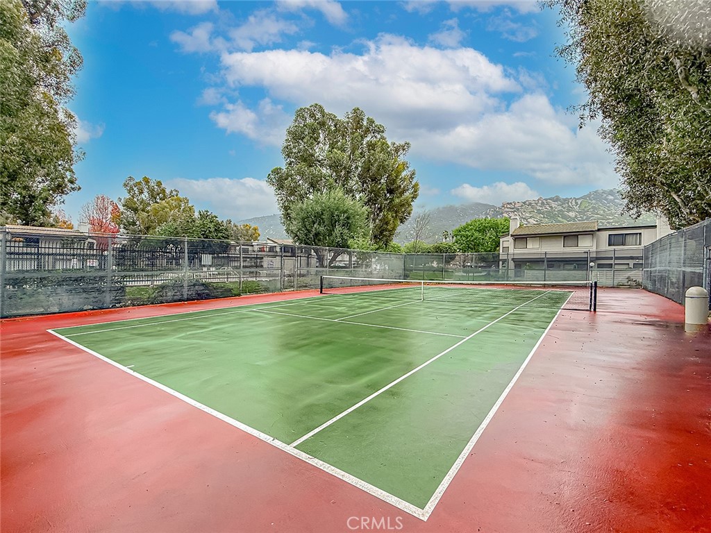 6542 Stoney View Lane, Unit 2 Simi Valley, CA 93063 - Photo 18 of 18