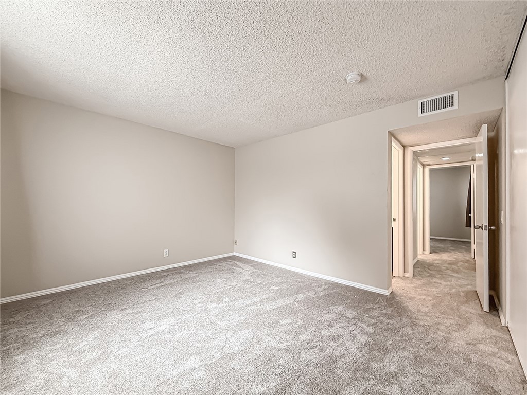 6542 Stoney View Lane, Unit 2 Simi Valley, CA 93063 - Photo 22 of 34