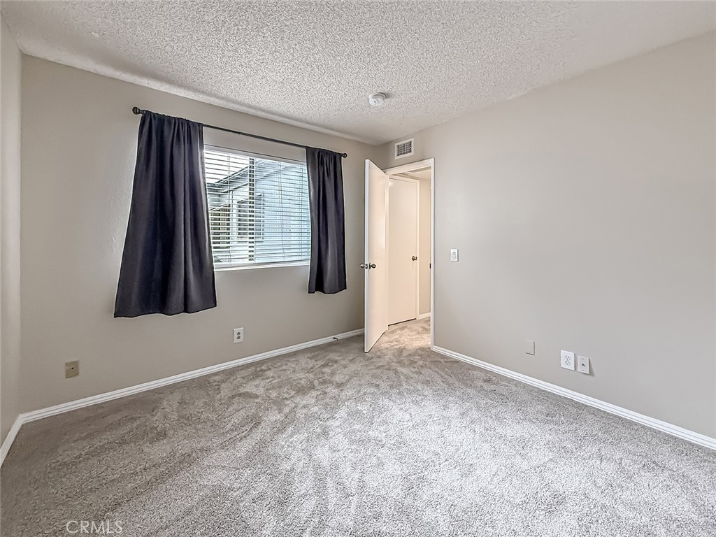 6542 Stoney View Lane, Unit 2 Simi Valley, CA 93063 - Photo 27 of 34