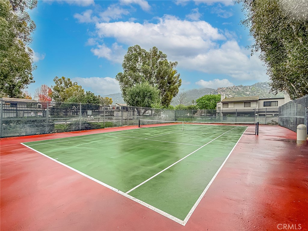 6542 Stoney View Lane, Unit 2 Simi Valley, CA 93063 - Photo 34 of 34