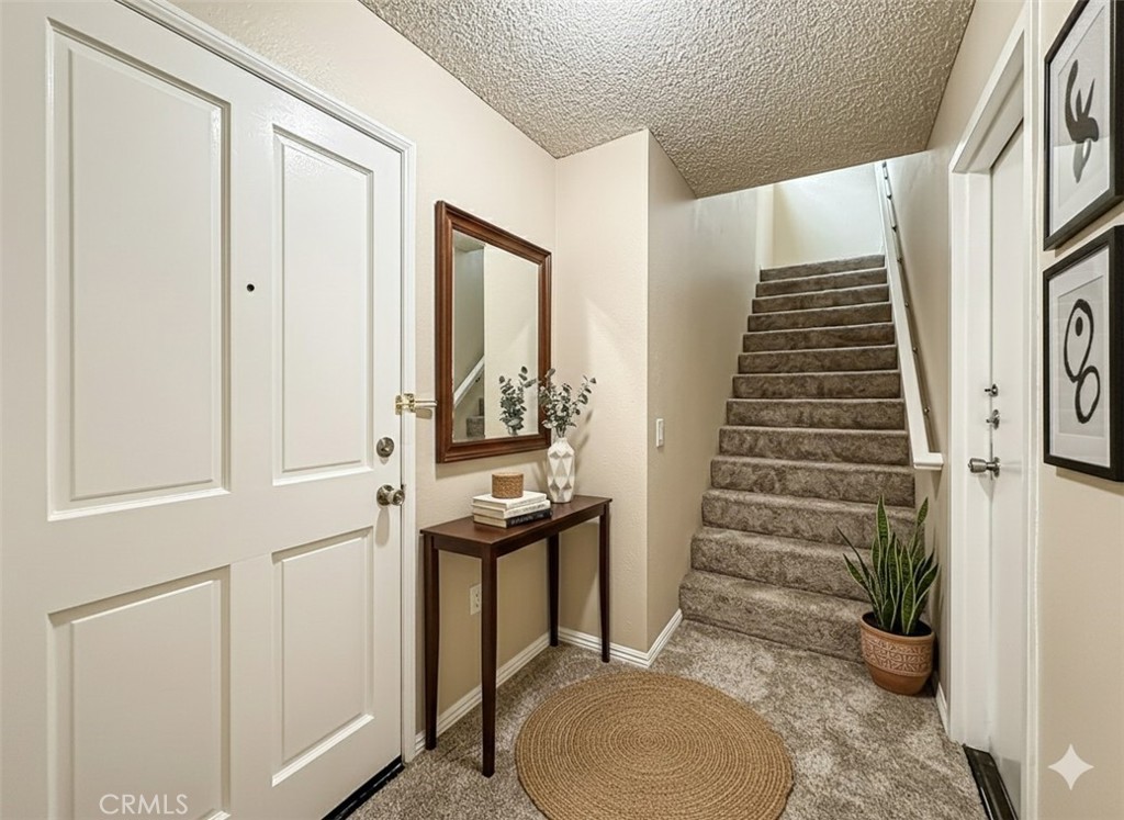 6542 Stoney View Lane, Unit 2 Simi Valley, CA 93063 - Photo 5 of 18 Virtually Staged Photo