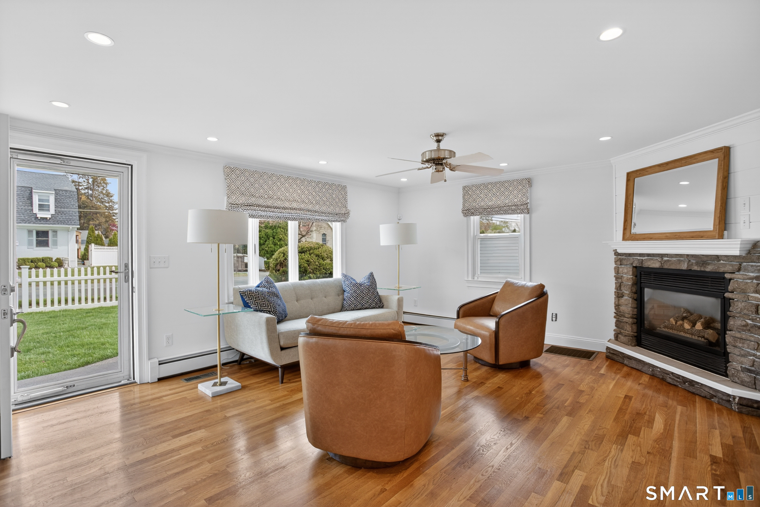 120 South Pine Creek Road Fairfield, CT 06824 - Photo 11 of 39