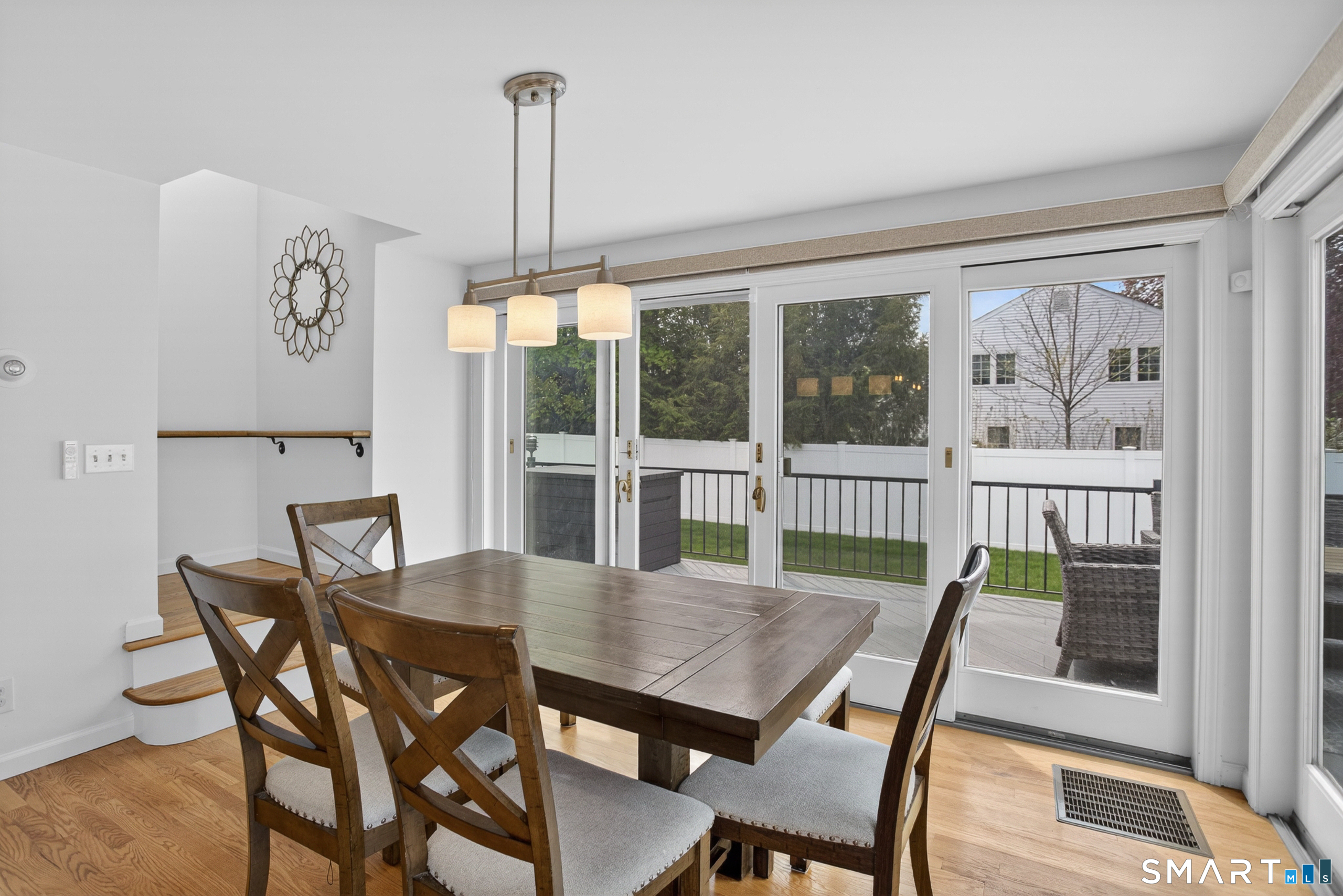 120 South Pine Creek Road Fairfield, CT 06824 - Photo 15 of 39