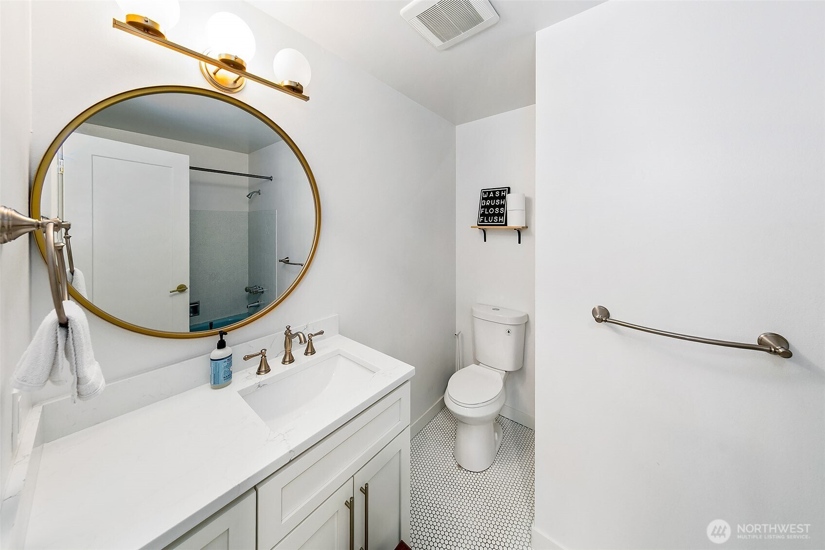310 Pine Street Edmonds, WA 98020 - Photo 26 of 39