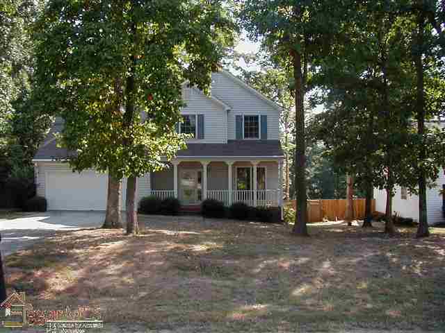 425 Roberts Road Taylors, SC 29687 - Photo 1 of 15 Gallery Image 1