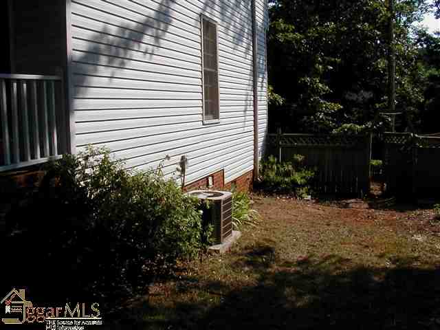 425 Roberts Road Taylors, SC 29687 - Photo 15 of 15 Gallery Image 15