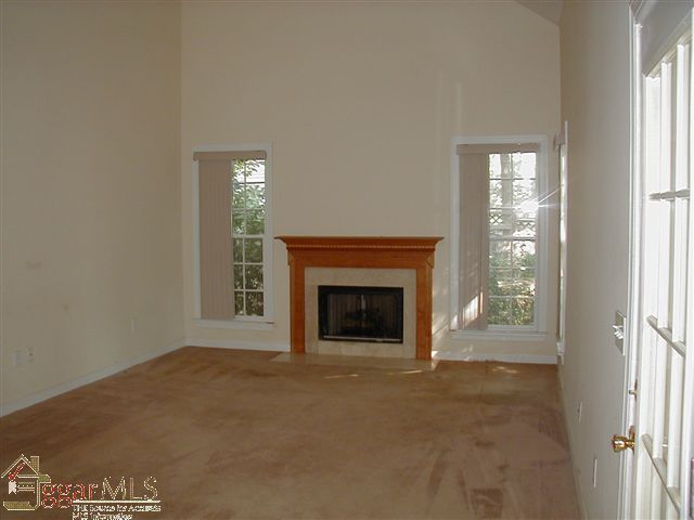 425 Roberts Road Taylors, SC 29687 - Photo 5 of 15 Gallery Image 5