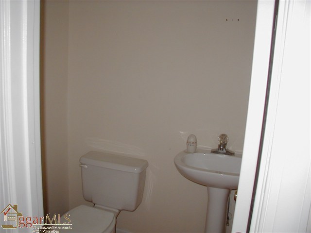 425 Roberts Road Taylors, SC 29687 - Photo 7 of 15 Gallery Image 7