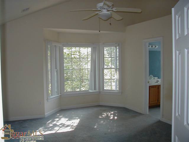 425 Roberts Road Taylors, SC 29687 - Photo 8 of 15 Gallery Image 8
