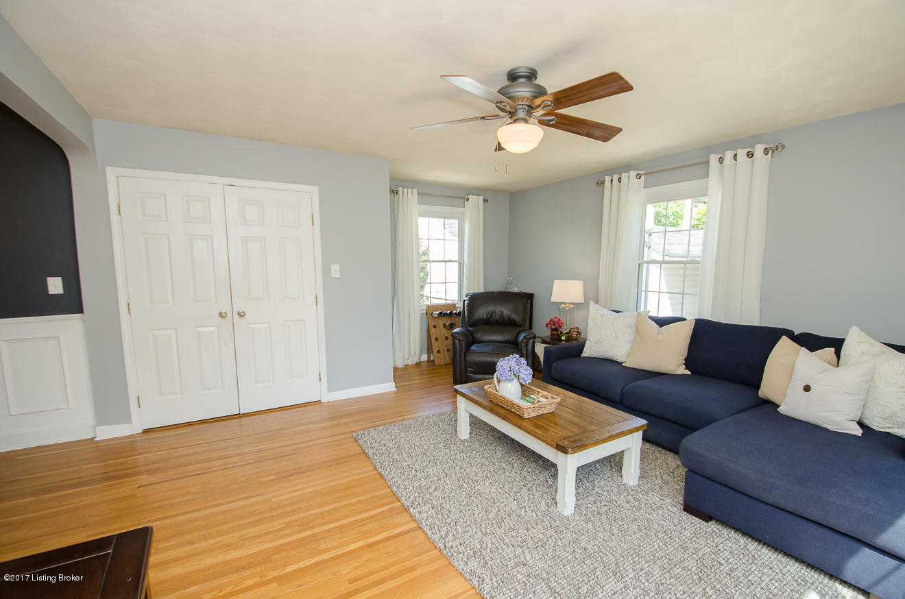 4007 Winchester Road Louisville, KY 40207 - Photo 15 of 35 Family Room View