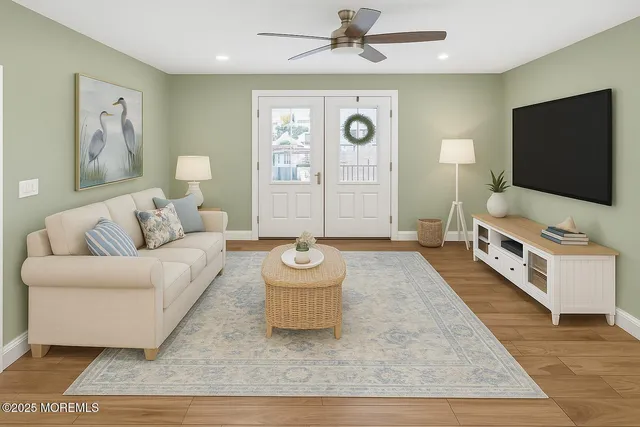 $240,000 | 202 Owl's Nest Court, Jackson, NJ 08527