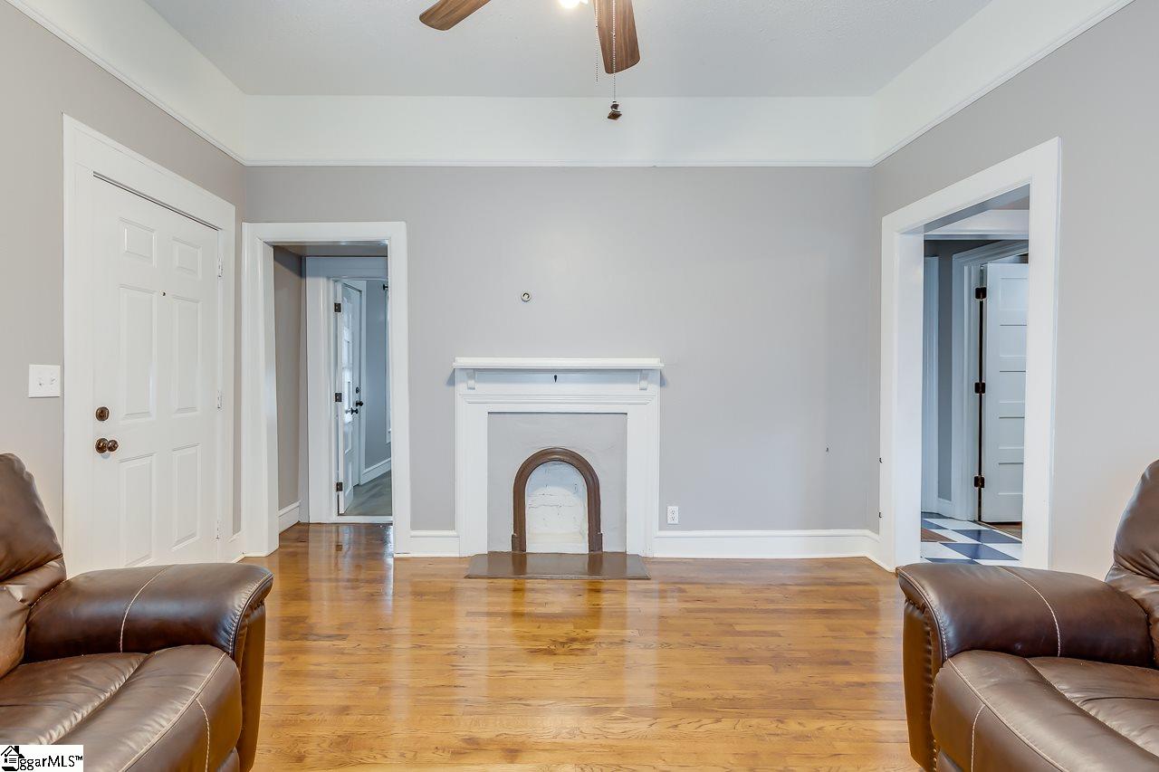 200 South 3rd Street Easley, SC 29640 - Photo 8 of 32 Gallery Image 8
