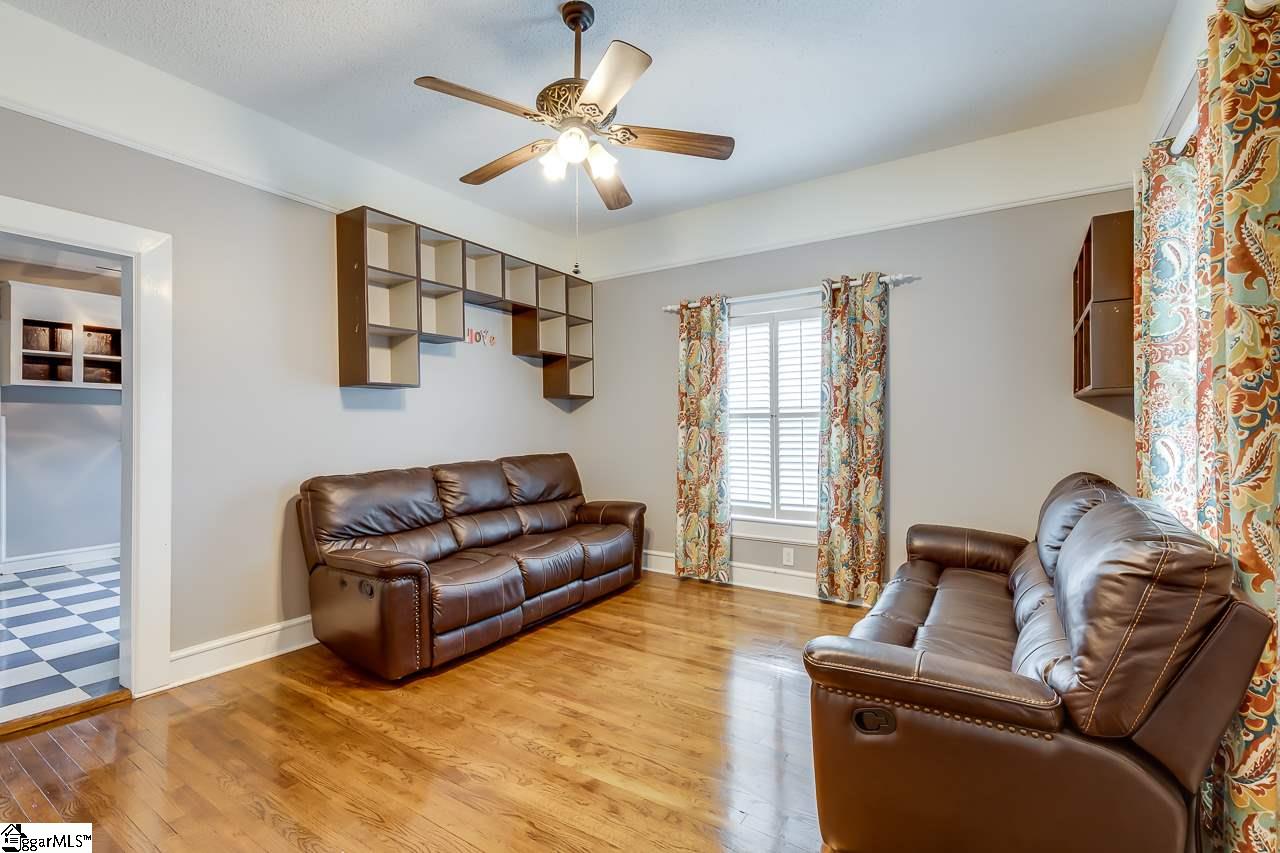 200 South 3rd Street Easley, SC 29640 - Photo 9 of 32 Gallery Image 9
