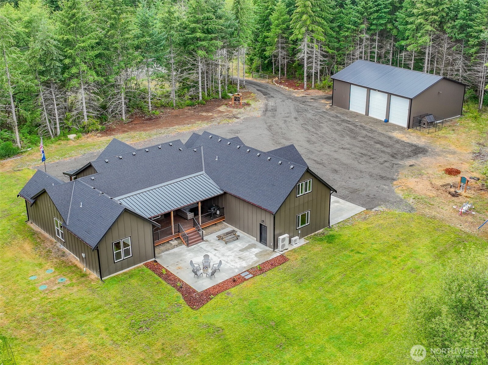 7590 Southeast Lynch Road Shelton, WA 98584 - Photo 2 of 40