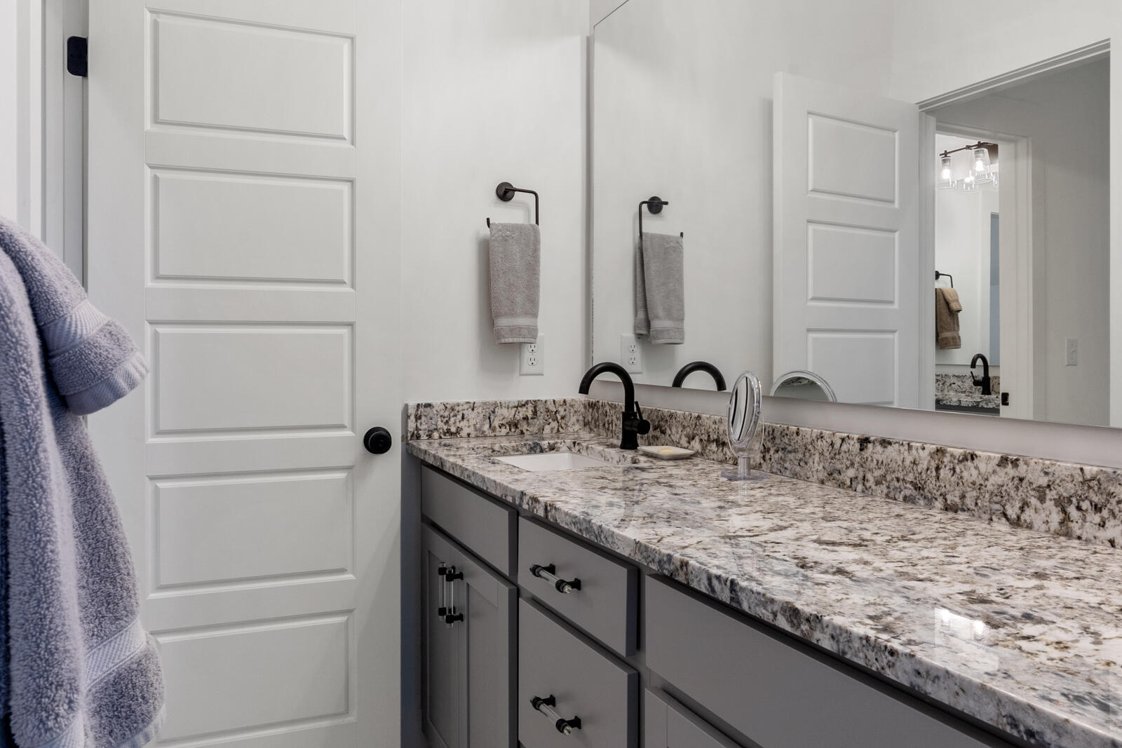 2563 Helmsman Road Johns Island, SC 29455 - Photo 36 of 67 DEK00132