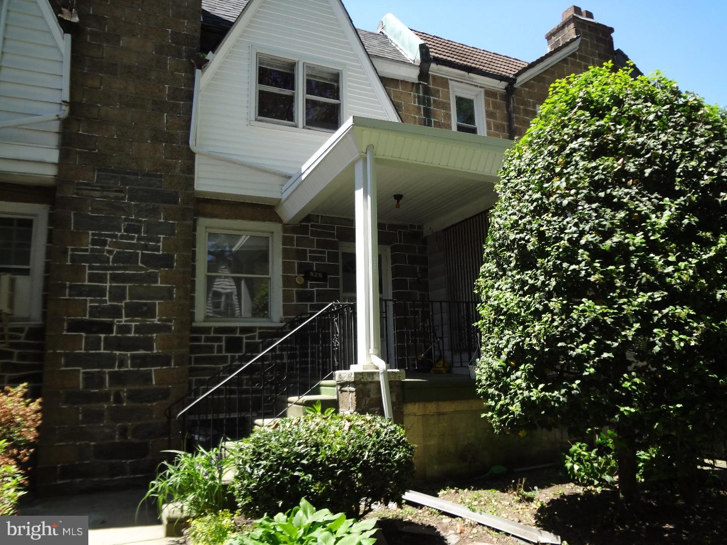 926 Flanders Road Philadelphia, PA 19151 - Photo 1 of 16 Exterior Front