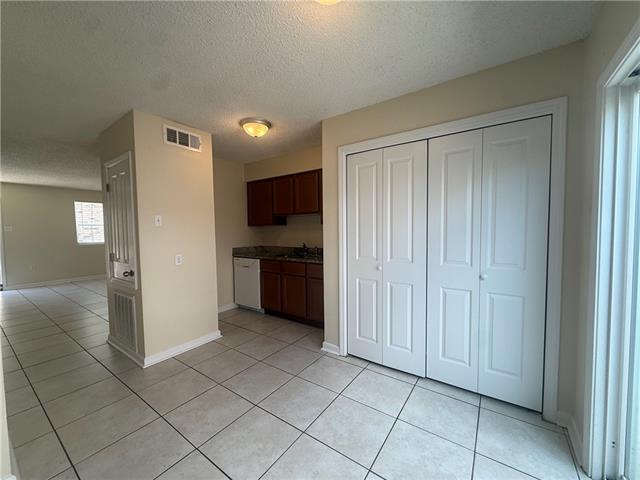 12321 River Road, Unit 8 Luling, LA 70070 - Photo 4 of 9