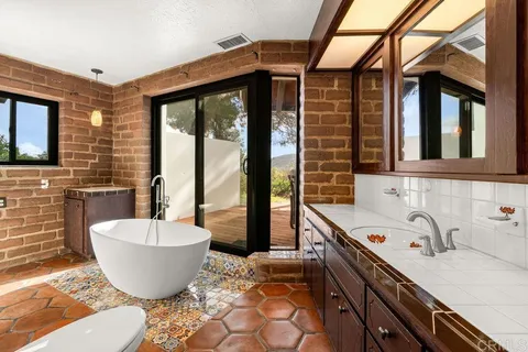 $1,749,000 | 710 Buena Creek Road, San Marcos, CA 92069