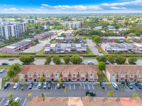 $2,900 | 6350 Southwest 139th Avenue, Unit 6350, Miami, FL 33183