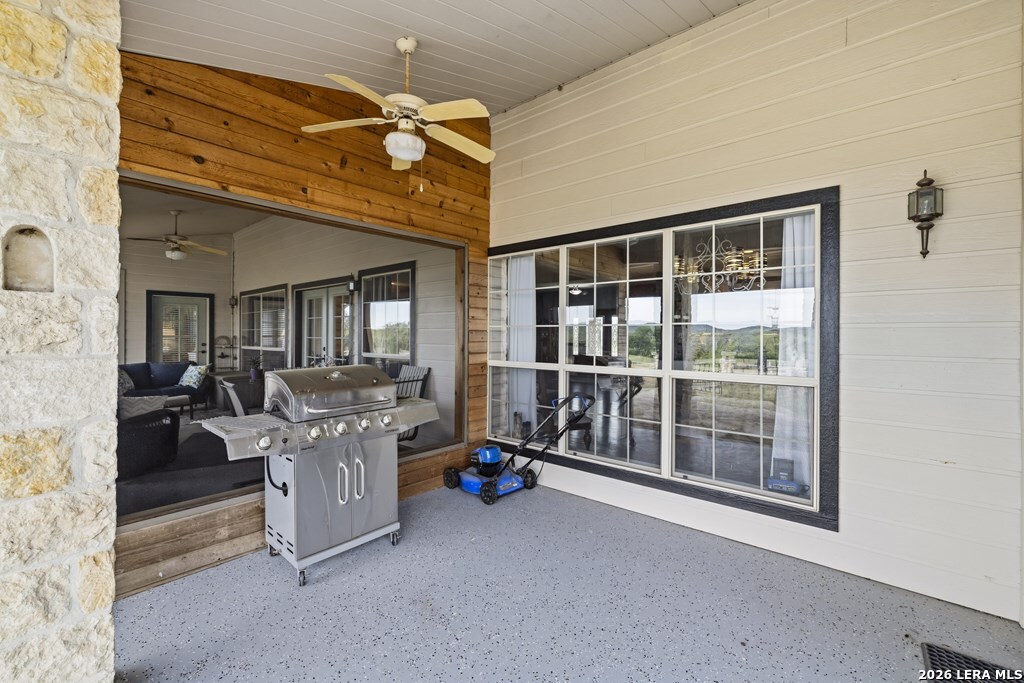 360 Bluff Creek Road North Center Point, TX 78010 - Photo 32 of 64 Gallery Image 32