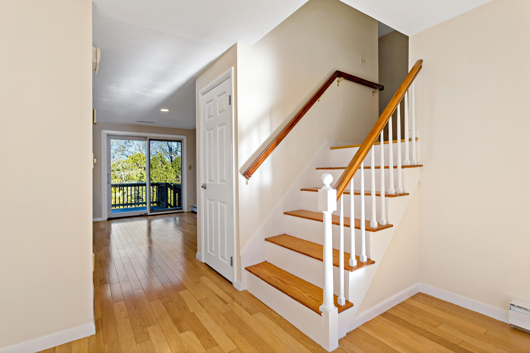 320 County Road Bourne, MA 02532 - Photo 18 of 27 012_320County_112524