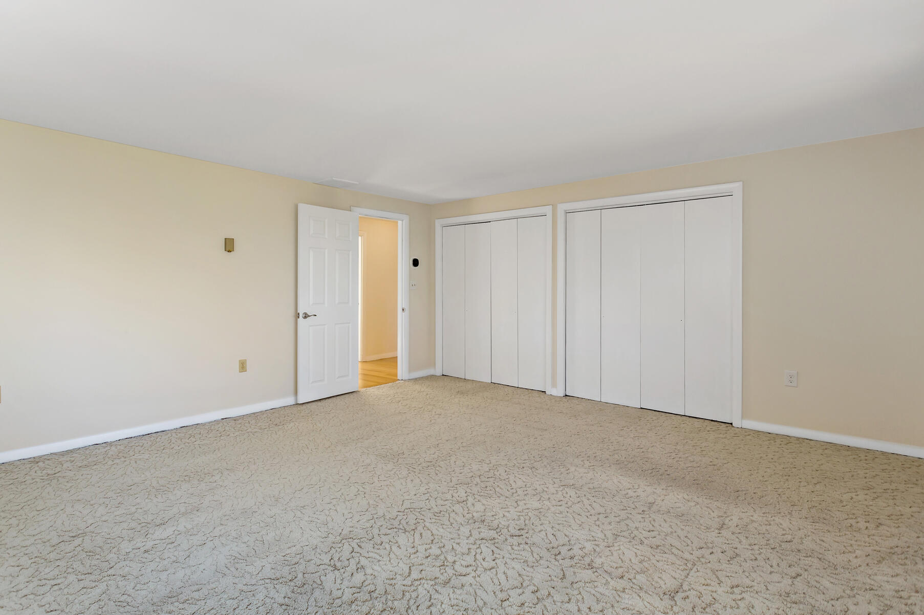 320 County Road Bourne, MA 02532 - Photo 23 of 27 034_320County_112524