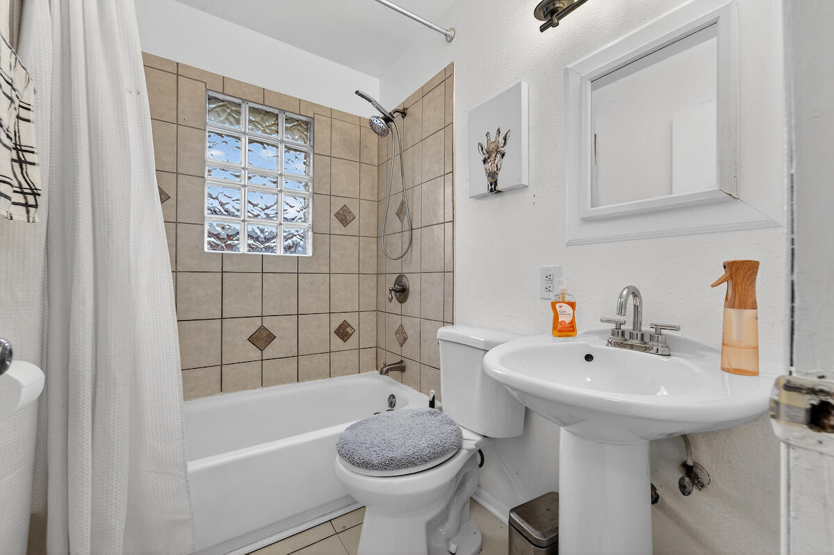 24 Oregon Street Racine, WI 53405 - Photo 14 of 30 Bathroom