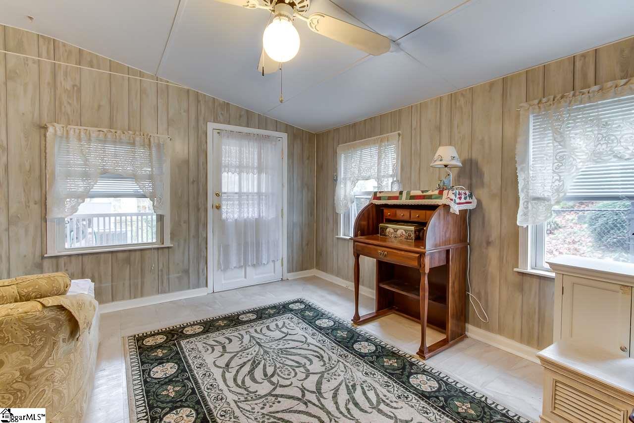 15 Nottingham Road Greenville, SC 29607 - Photo 19 of 24