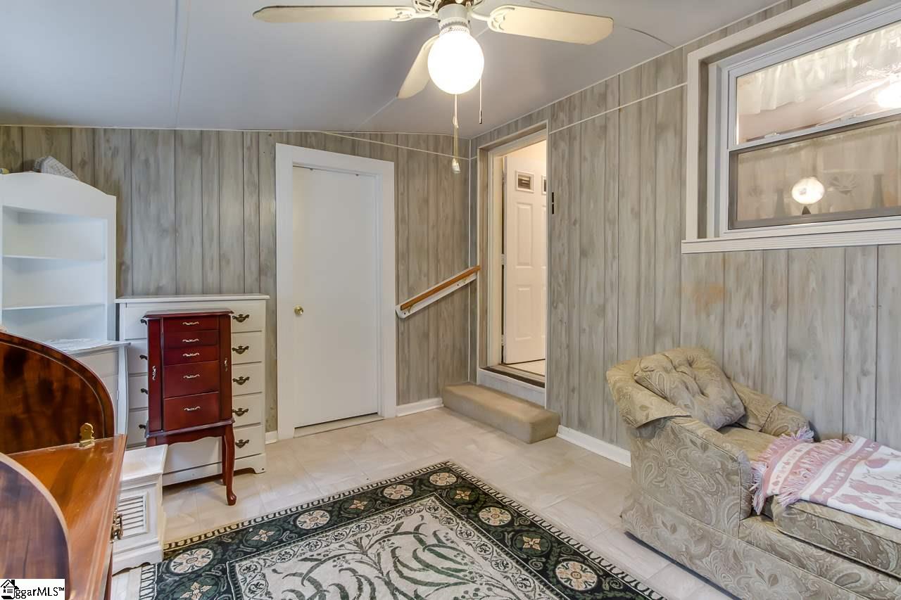 15 Nottingham Road Greenville, SC 29607 - Photo 20 of 24