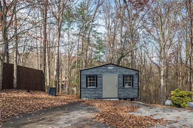 $494,900 | 323 McCartan Trail, Clarkesville, GA 30523