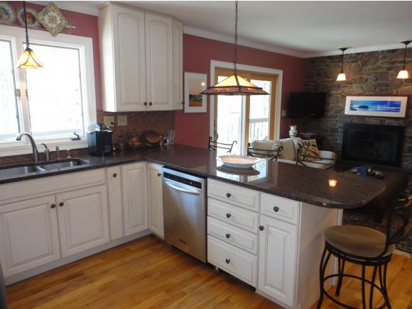 53 Dunder Road Burlington, VT 05401 - Photo 3 of 36 Gallery Image 3