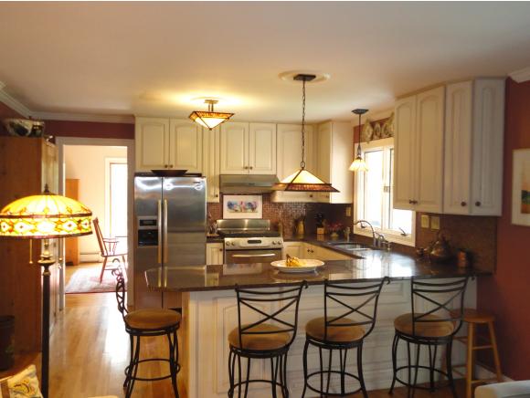 53 Dunder Road Burlington, VT 05401 - Photo 4 of 36 Gallery Image 4