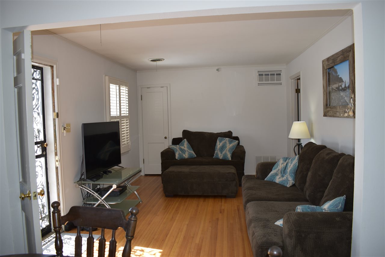 4626 Sea Isle Road Memphis, TN 38117 - Photo 4 of 25