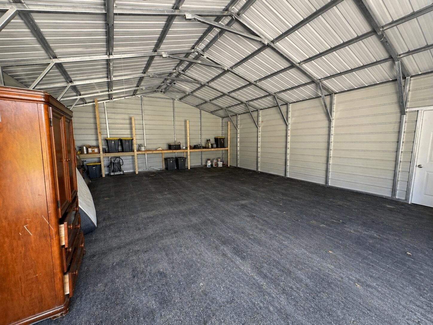 145 Rogers Road Birchwood, TN 37308 - Photo 5 of 21 a view of a garage