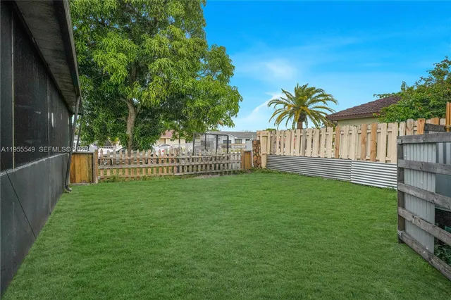 a view of a house with porch