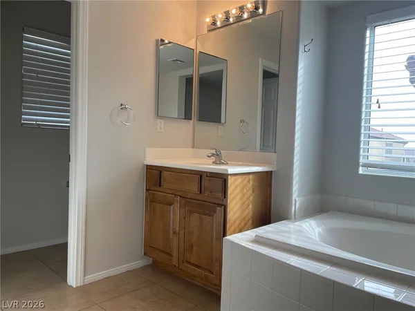 $2,145 | 1037 Big Oak Flat Court, Las Vegas, NV 89138