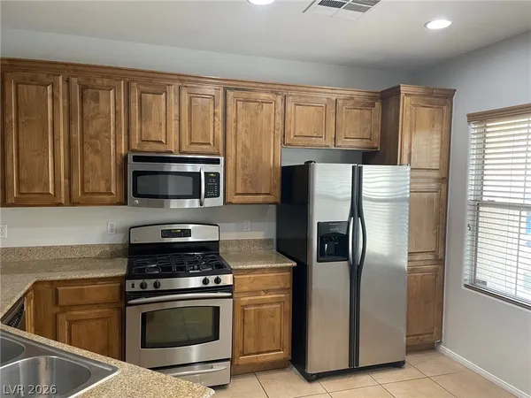 $2,145 | 1037 Big Oak Flat Court, Las Vegas, NV 89138
