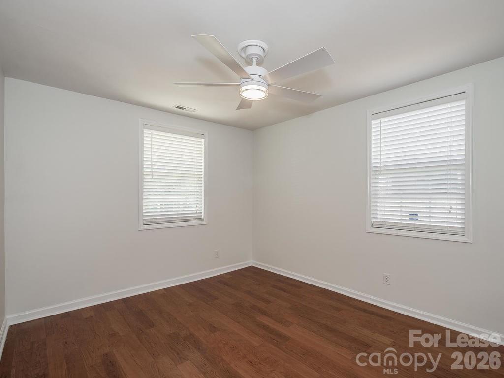 5111 Valley Stream Road Charlotte, NC 28209 - Photo 11 of 18